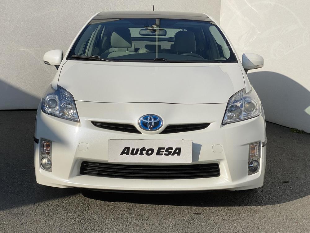 Toyota Prius 1.8 Hybrid, R