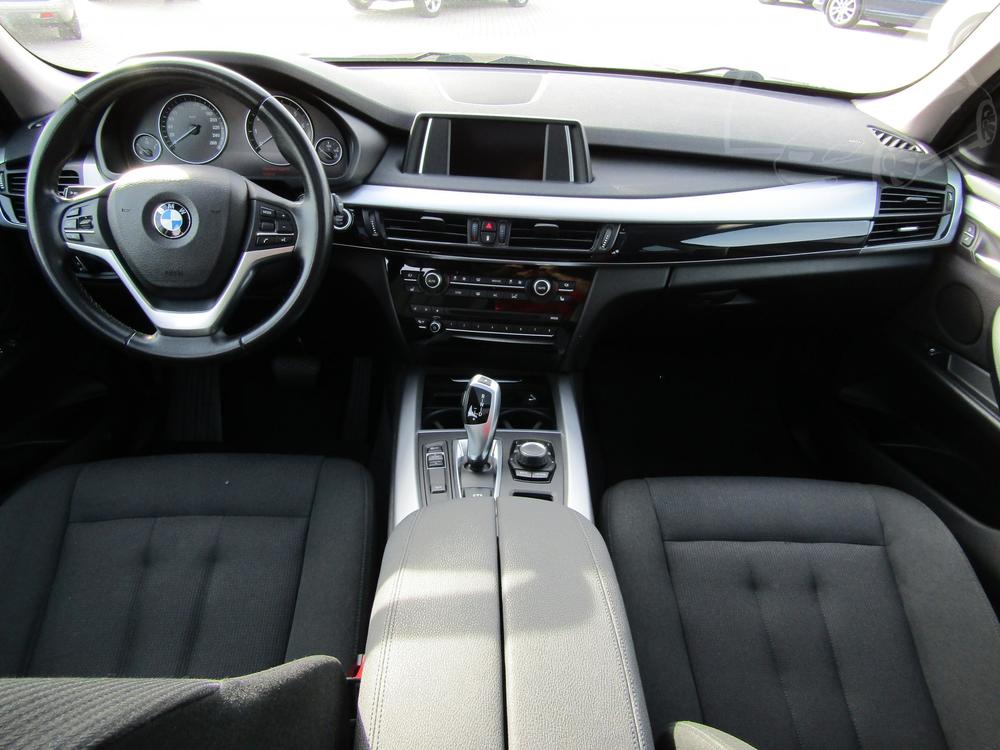 BMW X5 3.0 I Serv.kniha, R