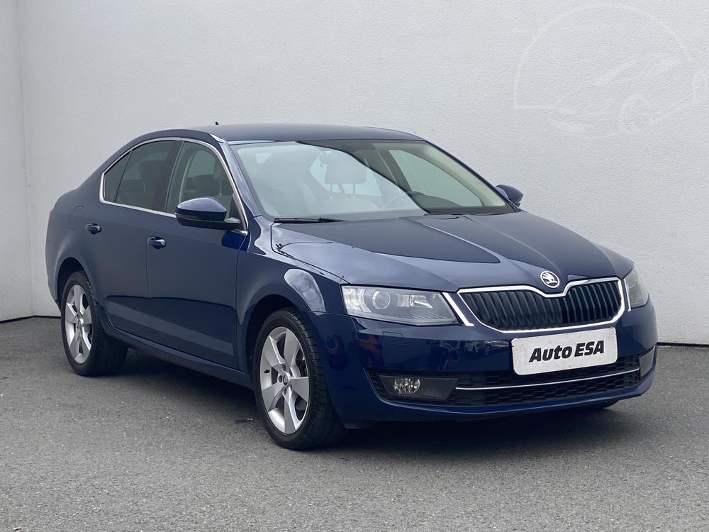 koda Octavia III 1.4 TSi 1.maj Serv.kniha