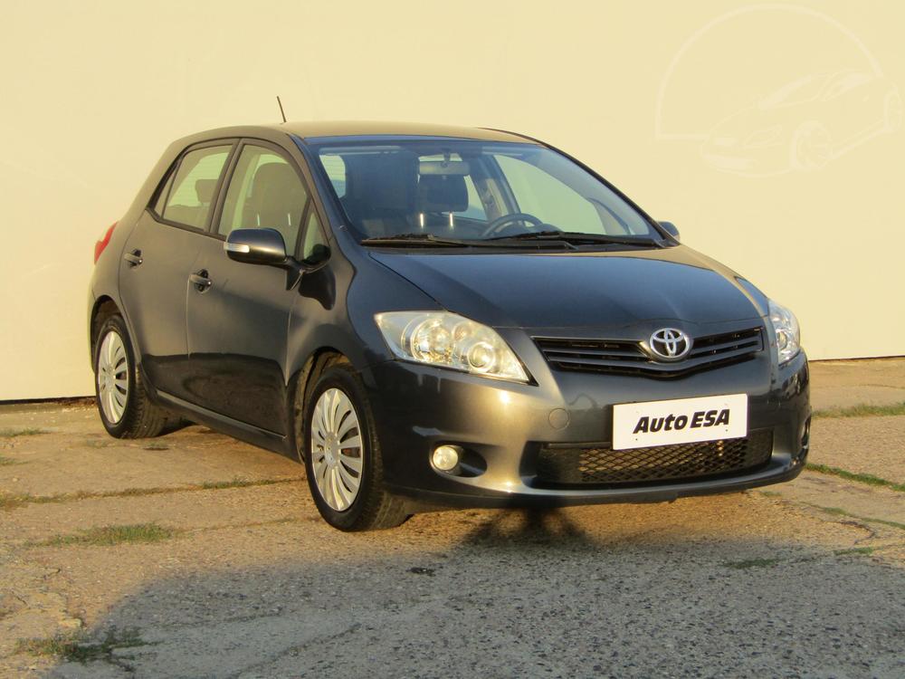 Prodm Toyota Auris 1.6 VVT-i 1.maj, R