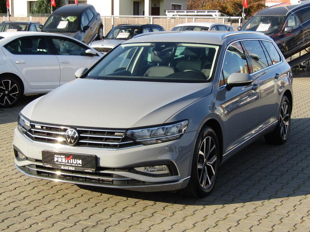 Volkswagen Passat 2.0 TDi 1.maj Serv.kniha