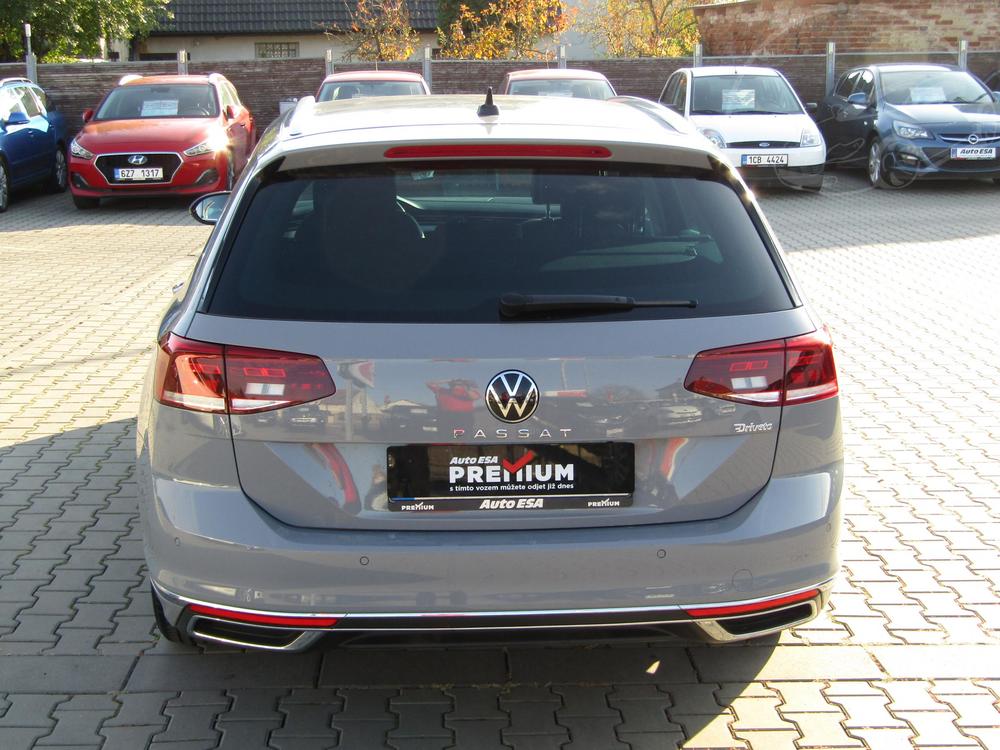 Volkswagen Passat 2.0 TDi 1.maj Serv.kniha