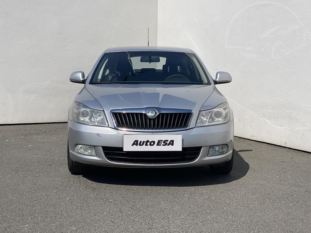 koda Octavia II 1.6 TDi, R