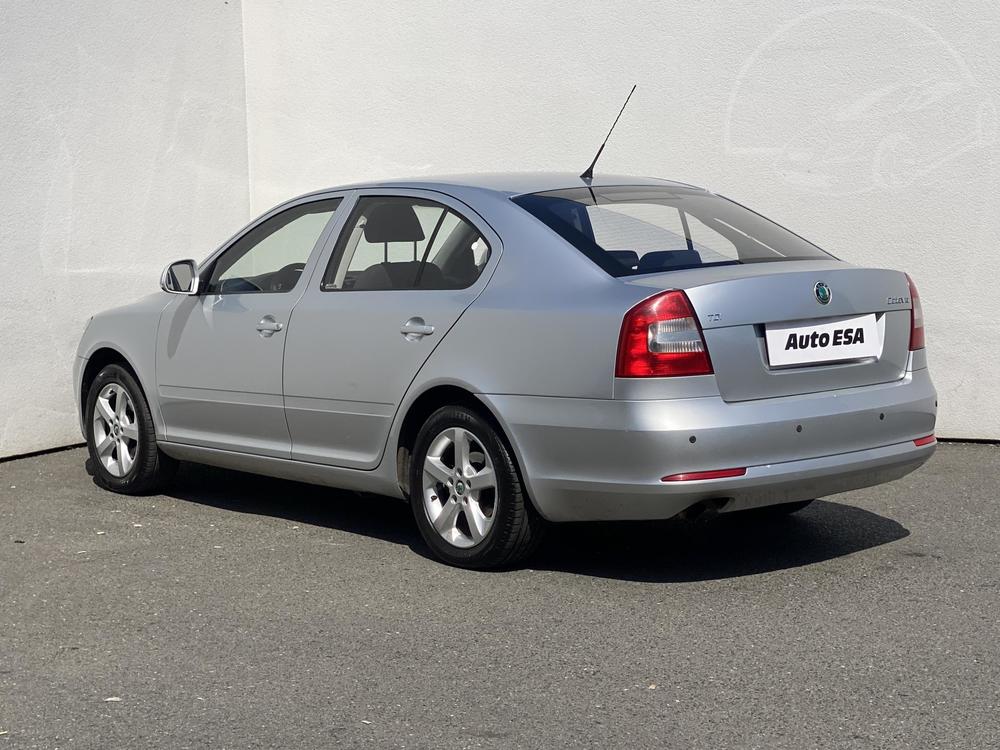 koda Octavia II 1.6 TDi, R