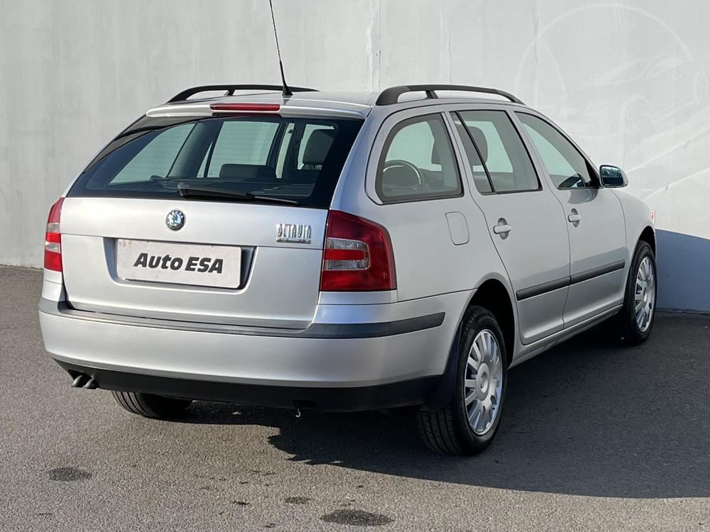 koda Octavia II 2.0 TDi, R