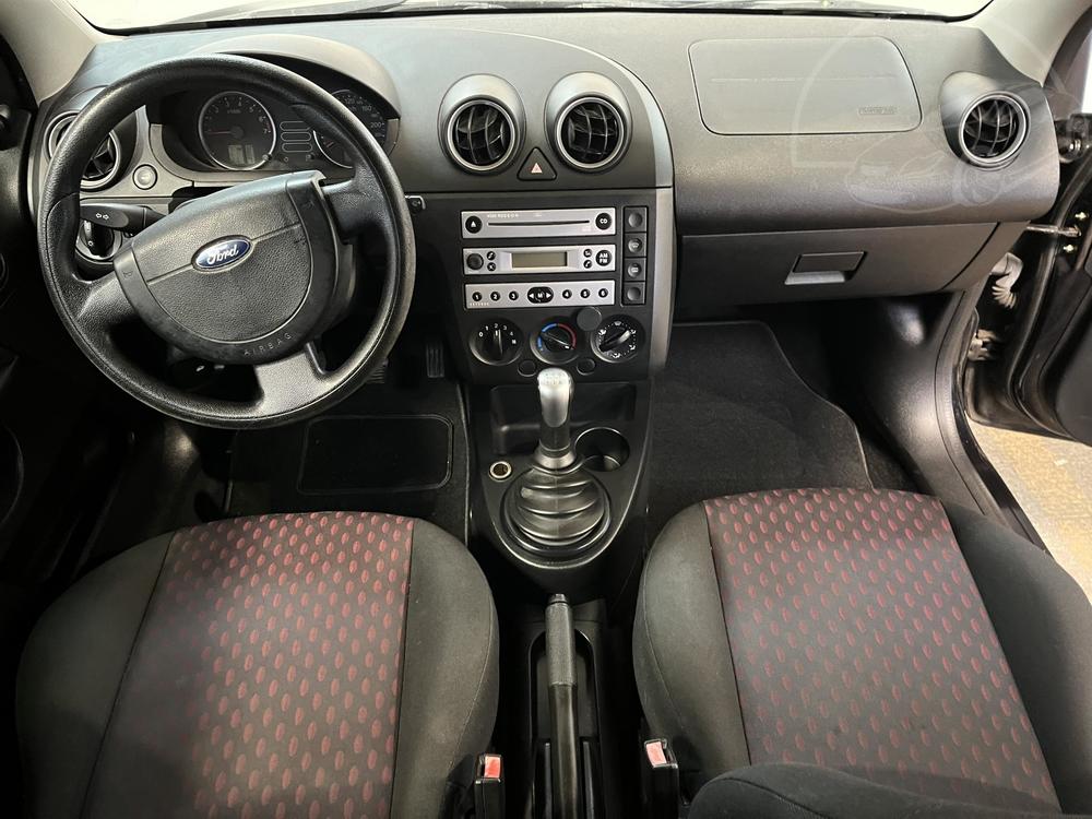 Ford Fiesta 1.4 i Serv.kniha