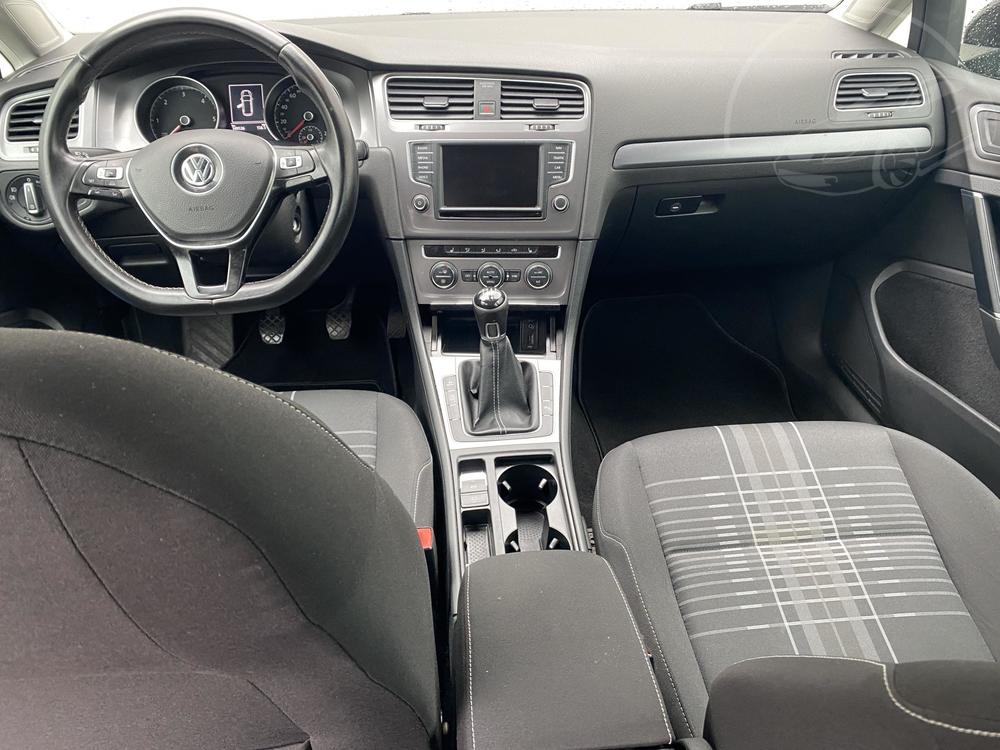 Volkswagen Golf 1.6 TDi