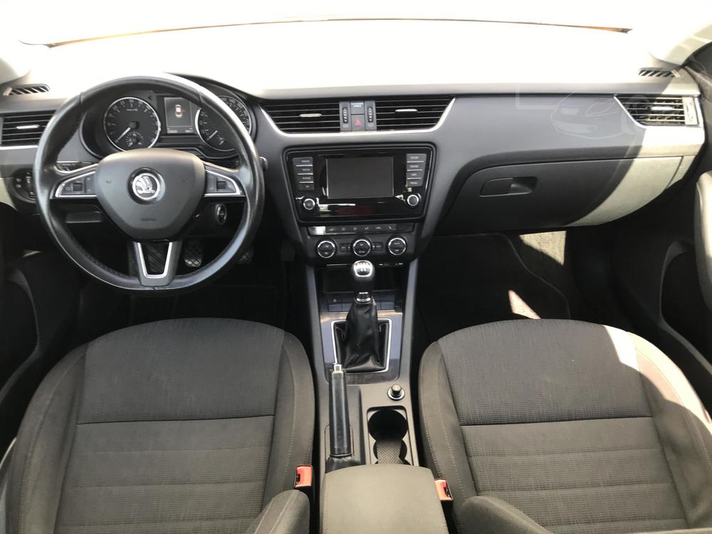 koda Octavia III 1.6 TDi, R