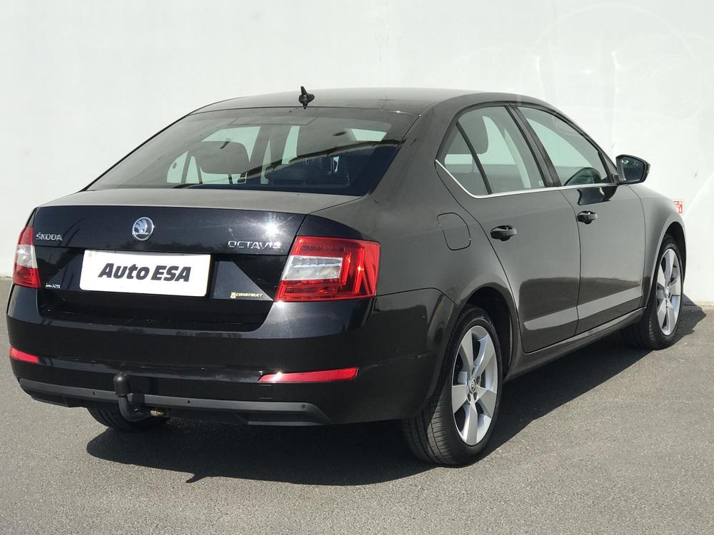 koda Octavia III 1.6 TDi, R