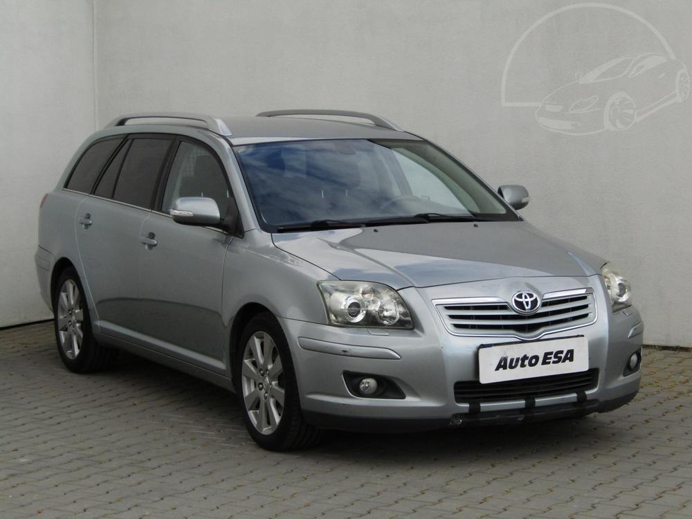 Prodm Toyota Avensis 2.2 D4D, R