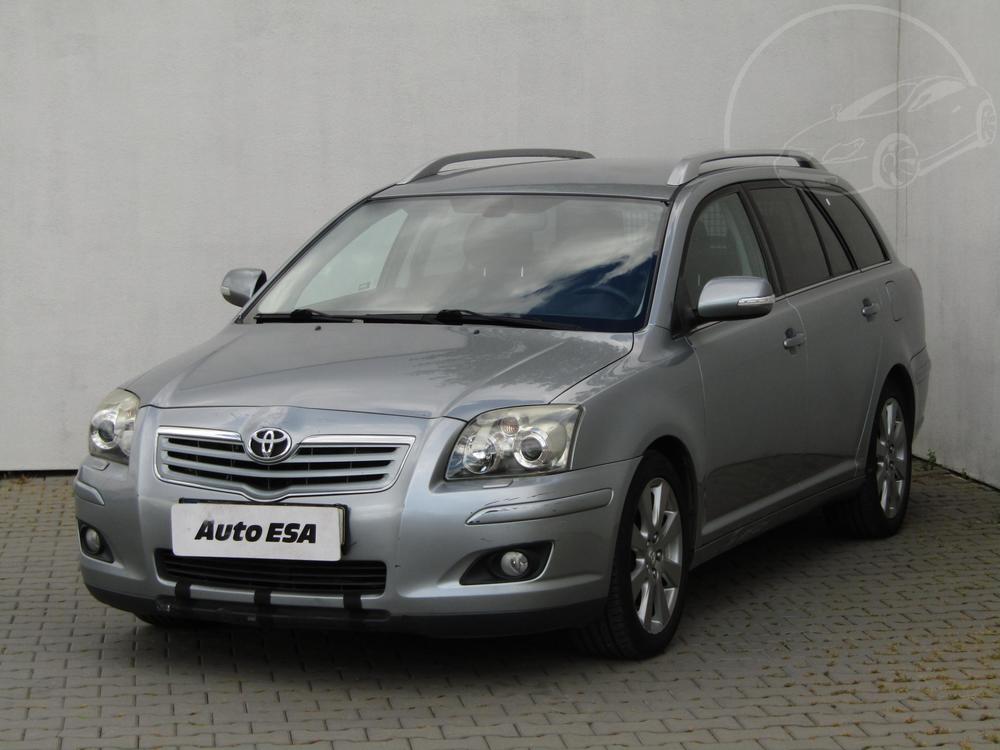 Toyota Avensis 2.2 D4D, R