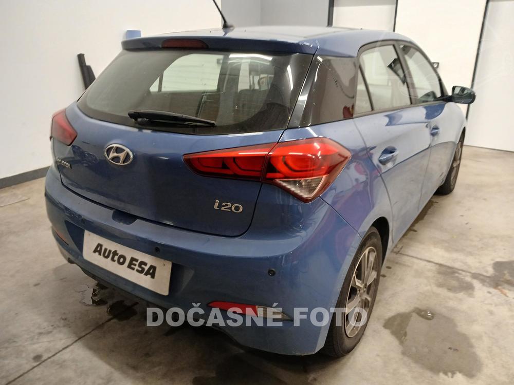 Hyundai i20 1.1, R