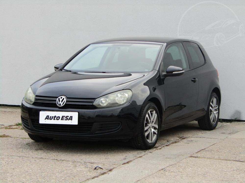 Volkswagen Golf 1.6 MPI, R