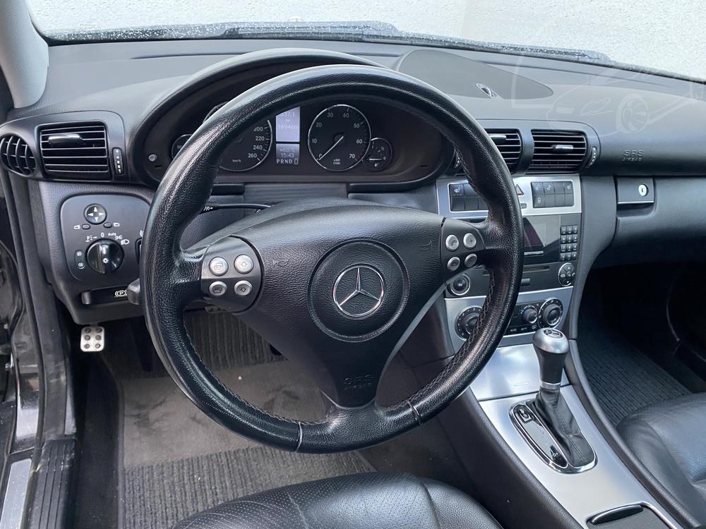 Mercedes-Benz C 1.8 i Serv.kniha