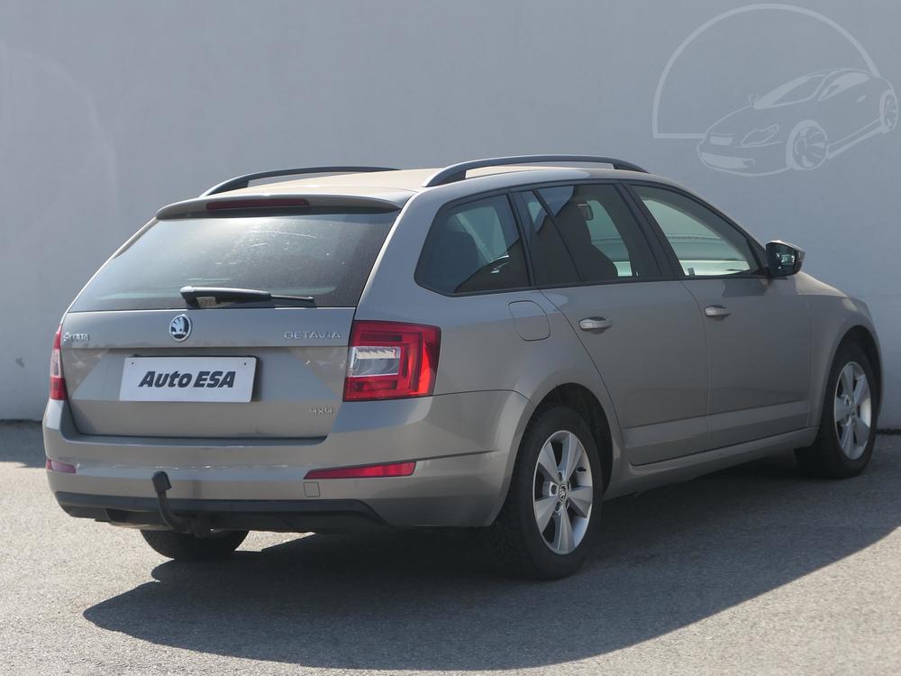 koda Octavia III 2.0 TDi Serv.kniha, R