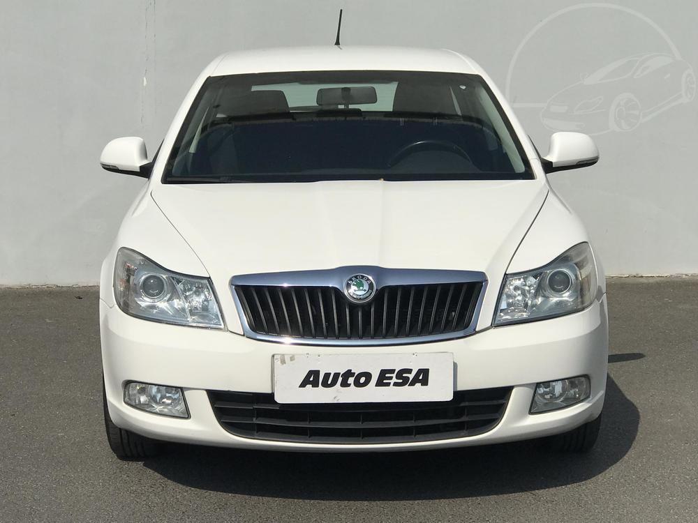 koda Octavia II 1.6 TDI, R