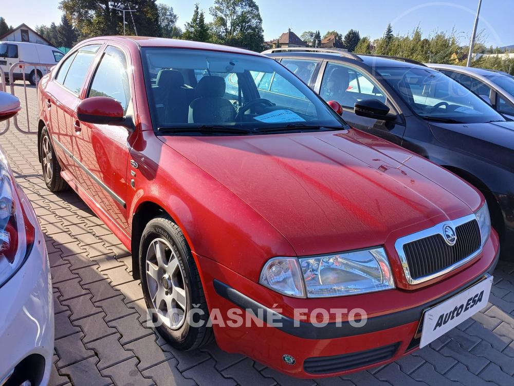 koda Octavia 1.6.i, R