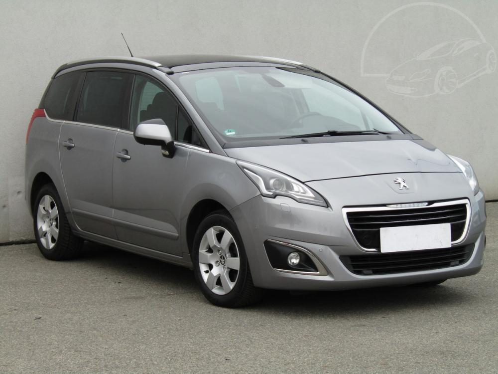 Peugeot 5008 1.6 HDI, ČR