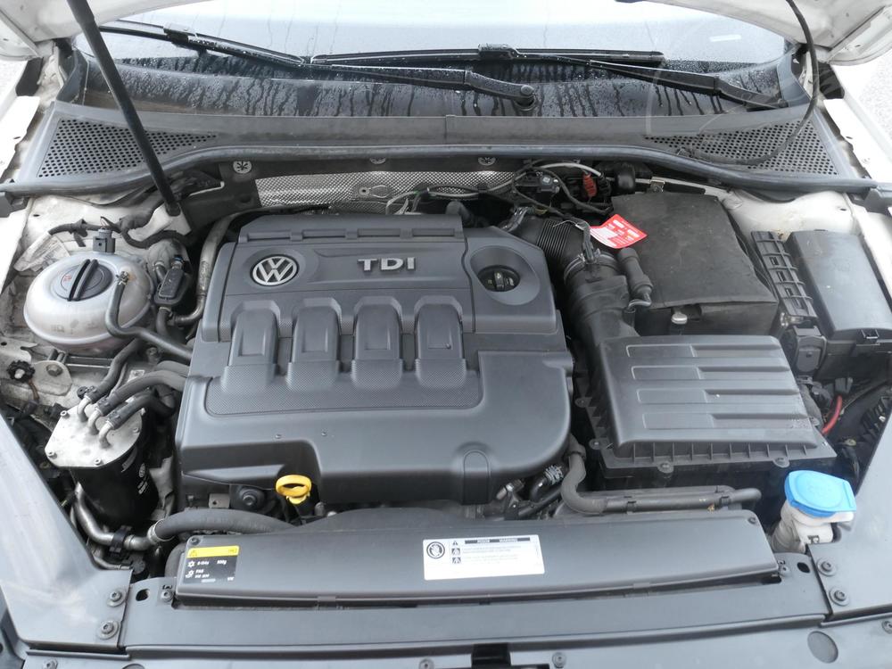 Volkswagen Passat 2.0 TDi, R