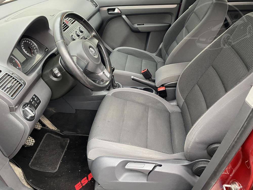 Volkswagen Touran 2.0 TDi