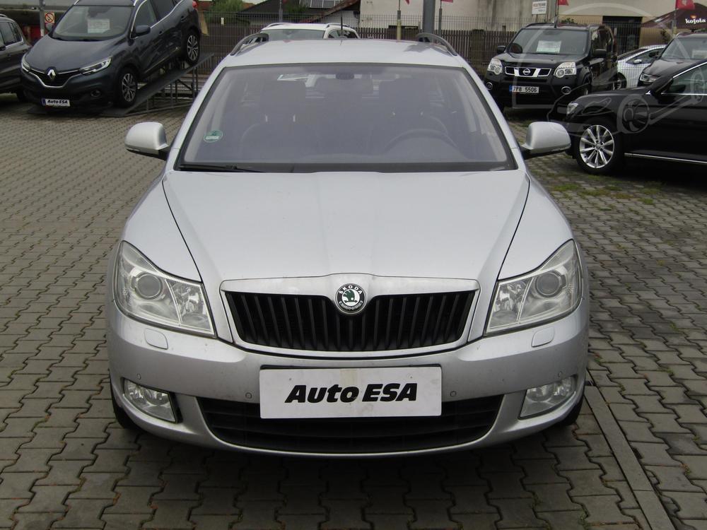 koda Octavia II 2.0 TDi, R