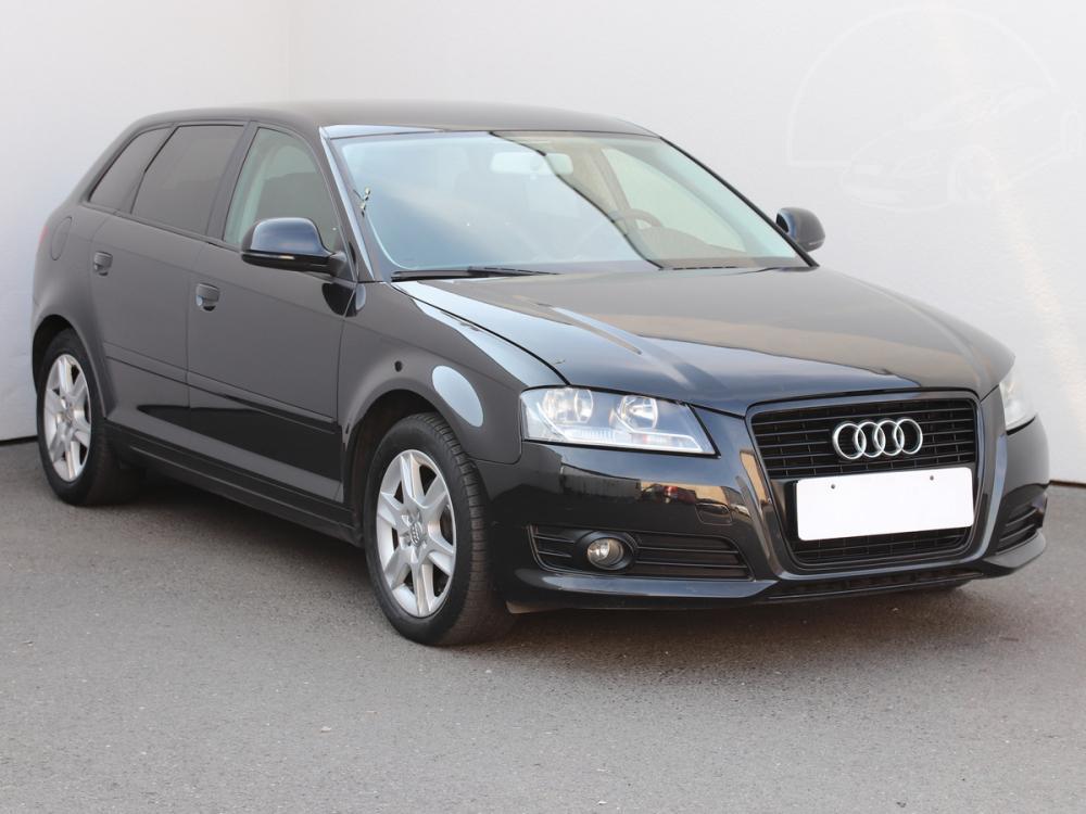 Prodm Audi A3 1.6 i Serv.kniha