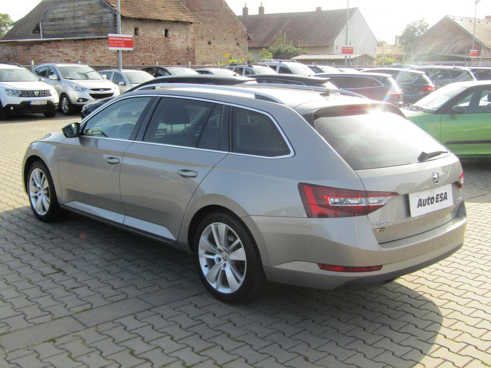 koda Superb III 2.0 TDi, R