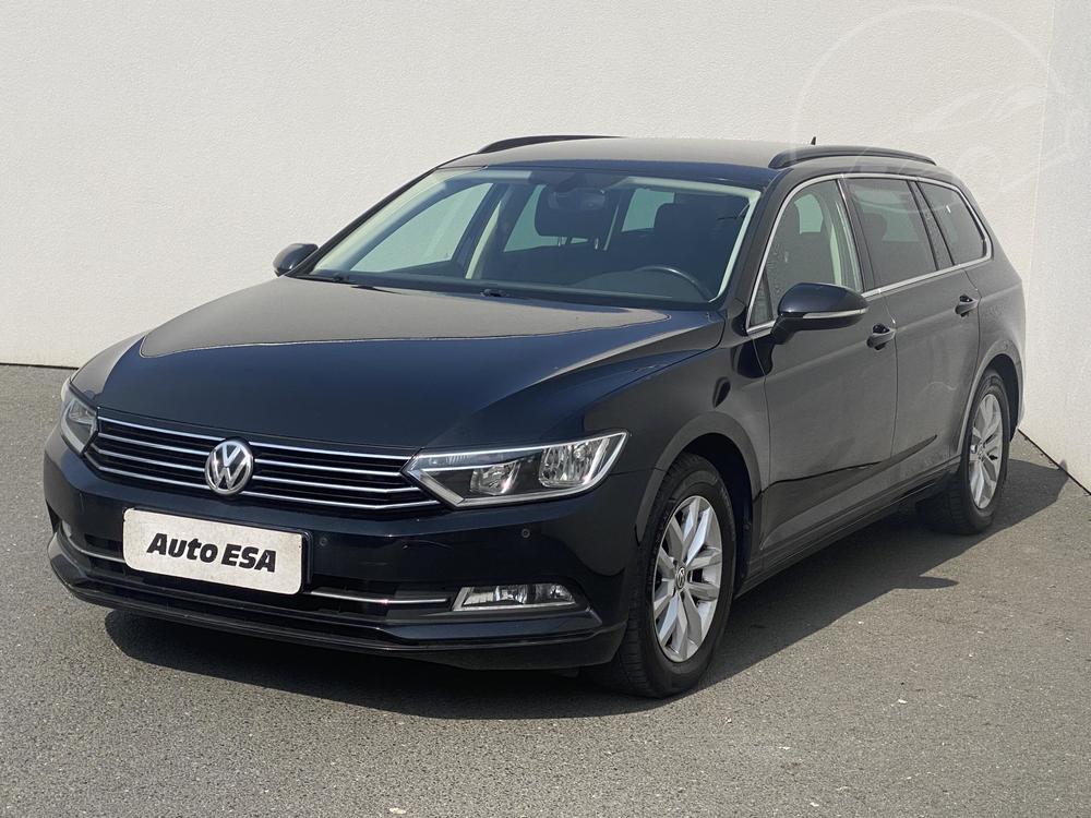 Volkswagen Passat 2.0 TDi Serv.kniha