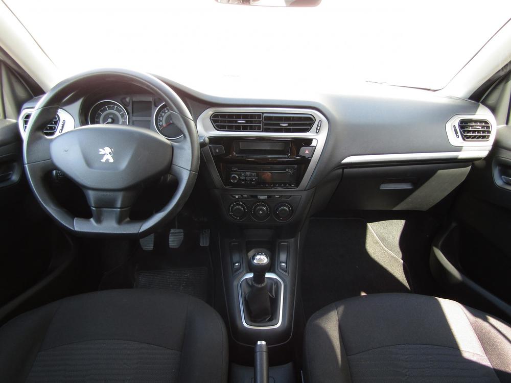 Peugeot 301 1.2 VTi, R