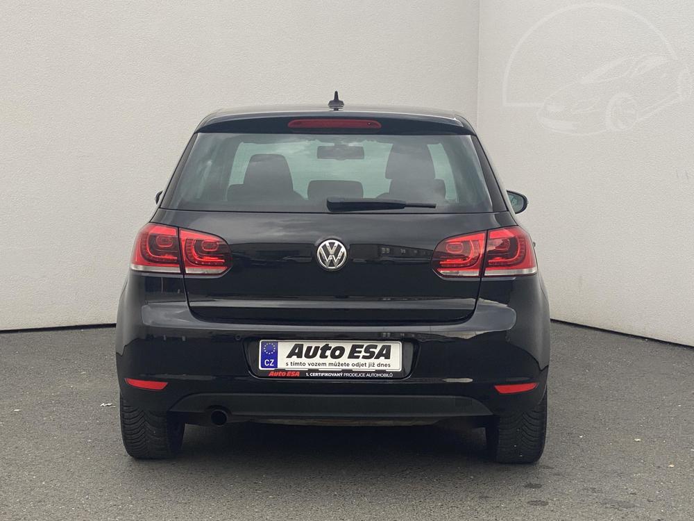 Volkswagen Golf 1.2 TSi Serv.kniha