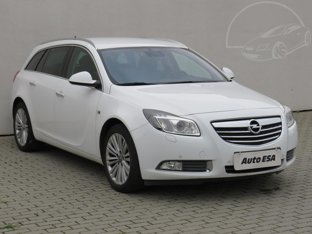 Prodm Opel Insignia 2.0 CDTI Serv.kniha, R