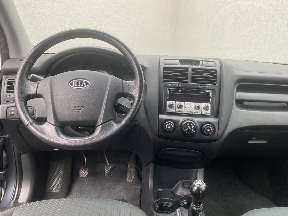 Kia Sportage 2.0 i