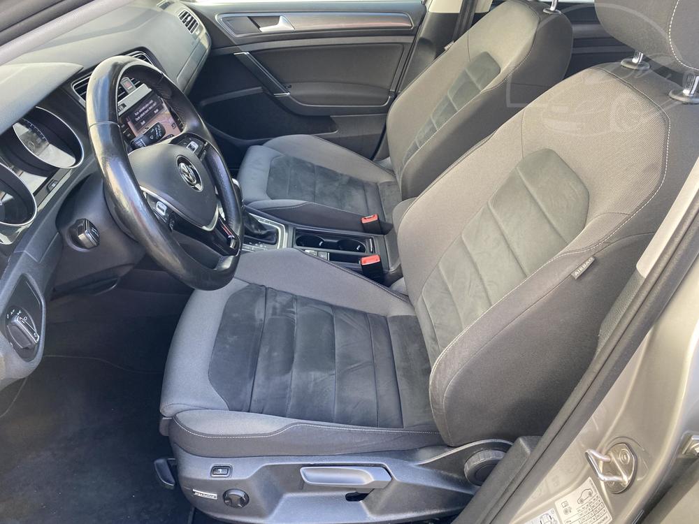 Volkswagen Golf 2.0 TDi