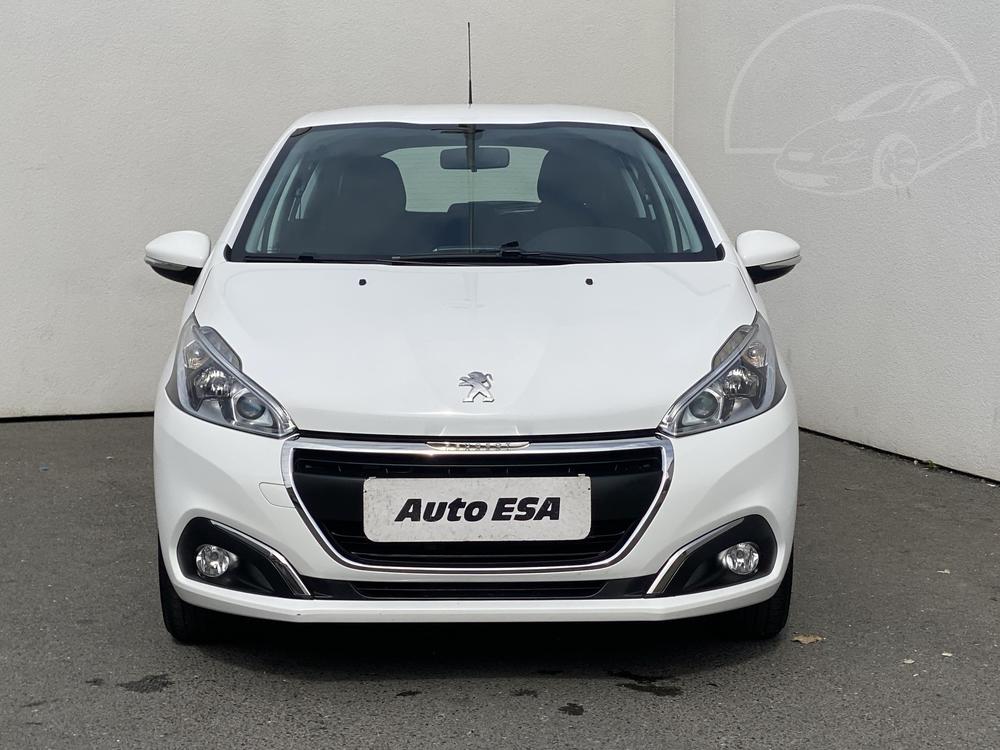 Peugeot 208 1.2 i, R