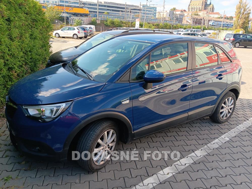 Opel Crossland X 1.2 1.maj Serv.kniha, ČR