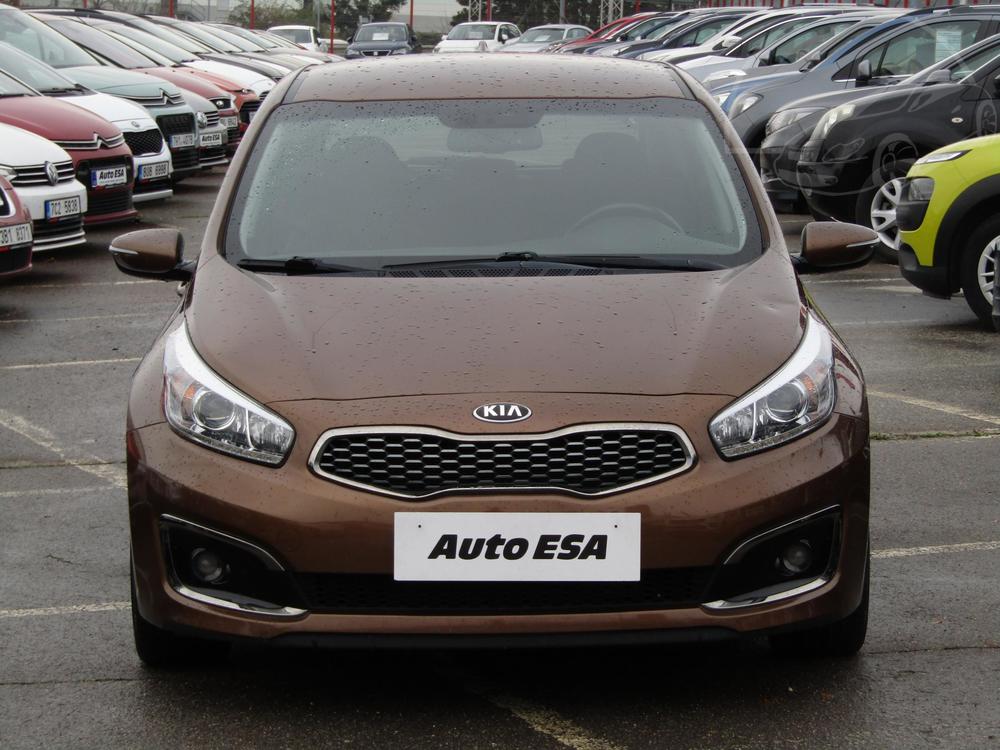 Kia Ceed 1.6 GDi 1.maj, R