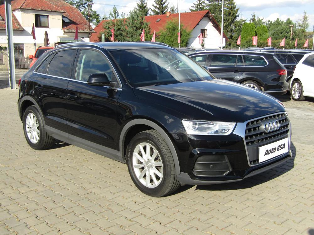 Audi Q3 1.4 TFSi Serv.kniha