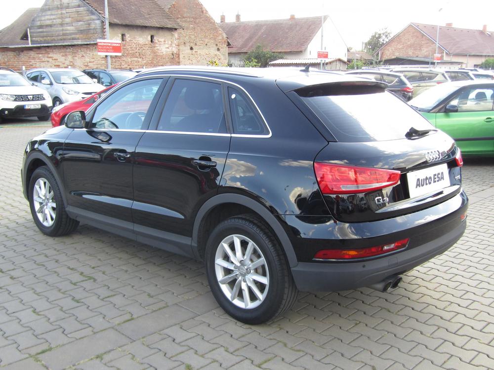 Audi Q3 1.4 TFSi Serv.kniha