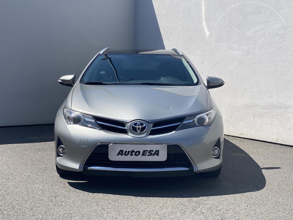 Toyota Auris 1.6 VVT-i Serv.kniha