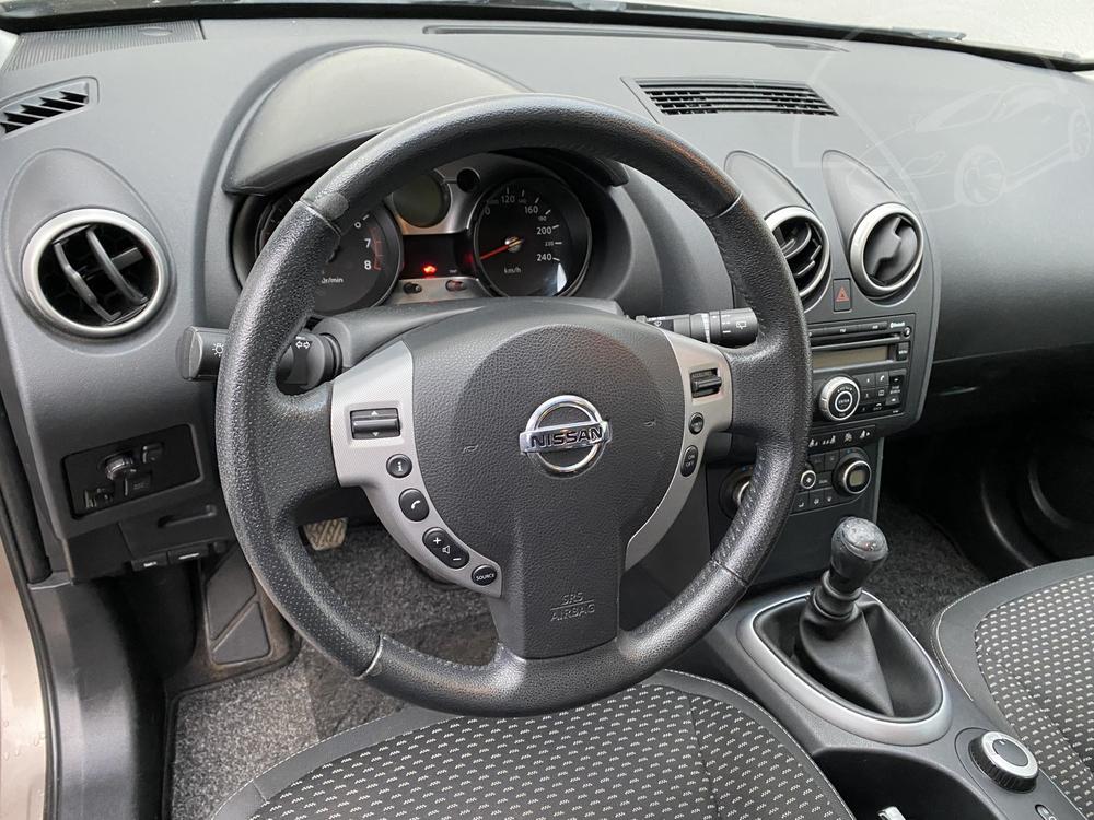 Nissan Qashqai 2.0 16 V