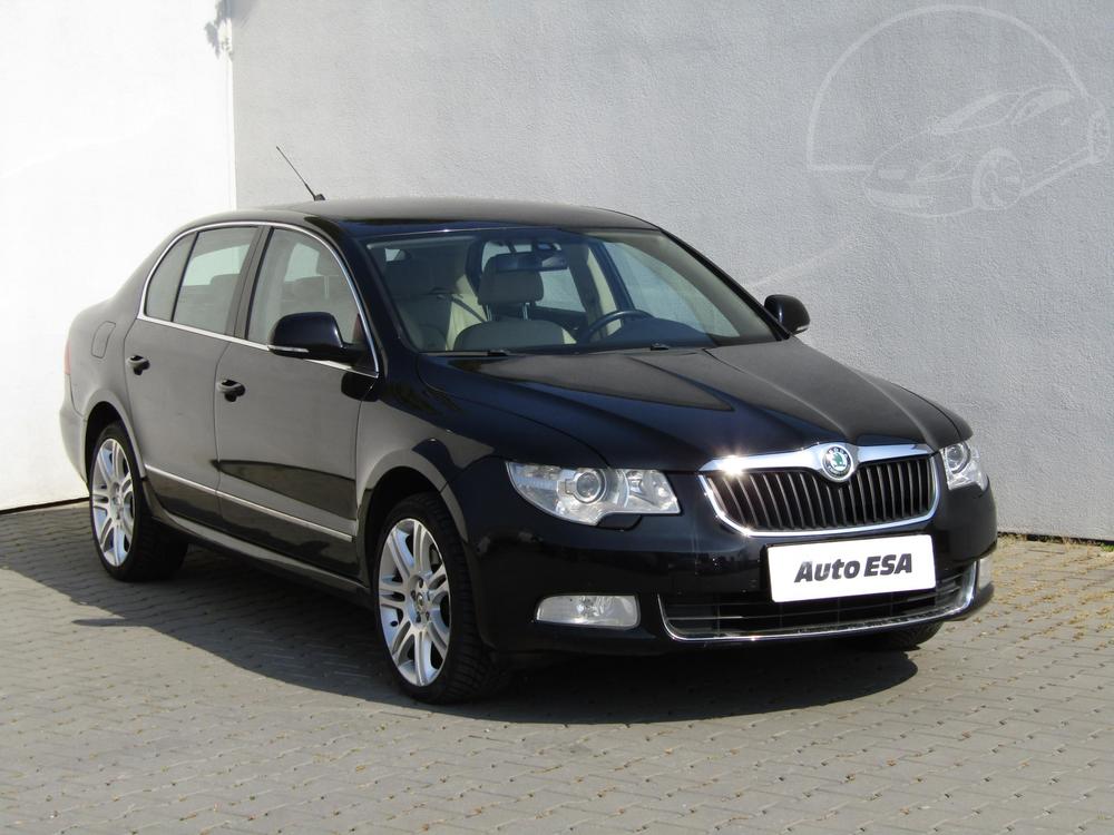 Škoda Superb II 3.6 FSi Serv.kniha, ČR