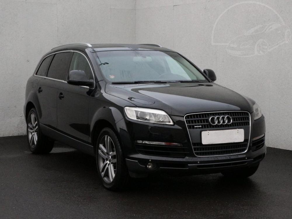 Audi Q7 3.0 TDi, ČR