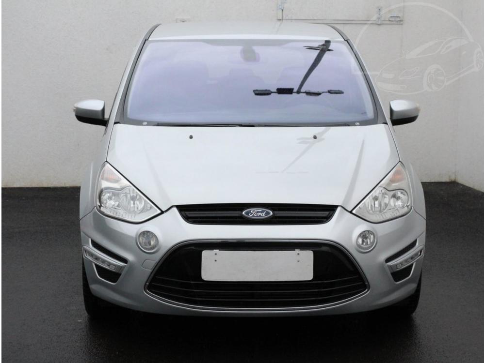 Ford S-Max 2.0 i