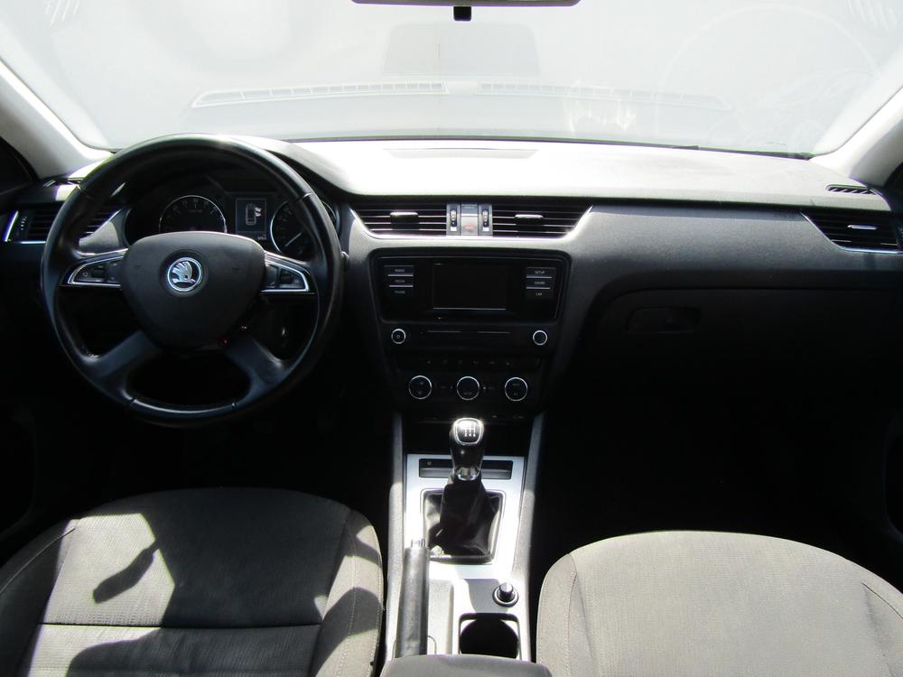 koda Octavia III 2.0 TDi, R