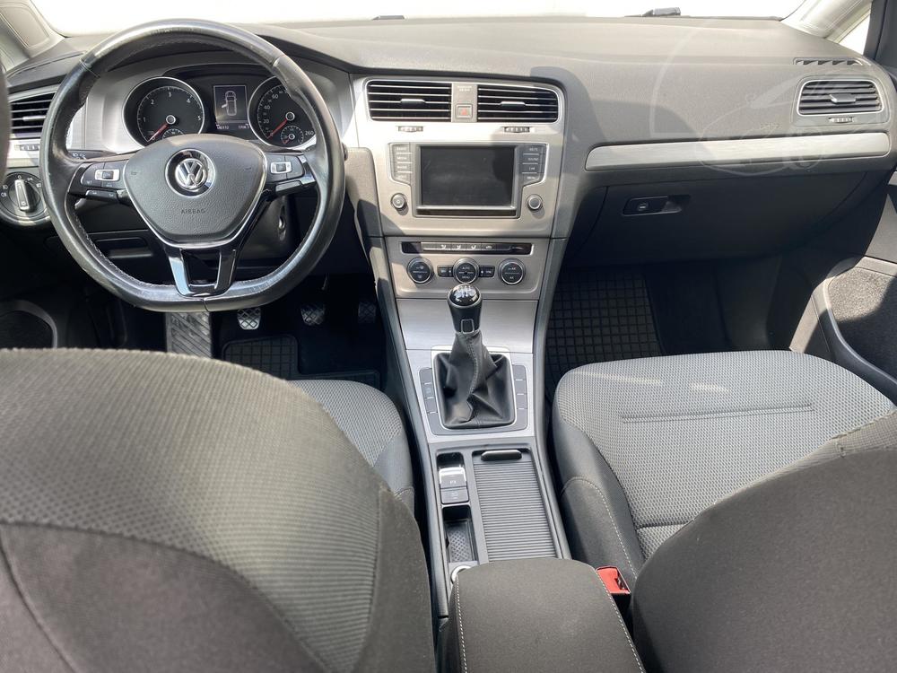 Volkswagen Golf 1.6 TDi, R