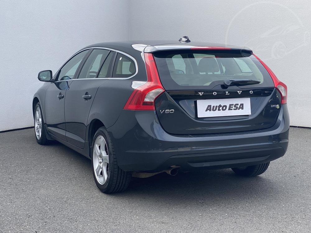 Volvo V60 1.6 D Serv.kniha