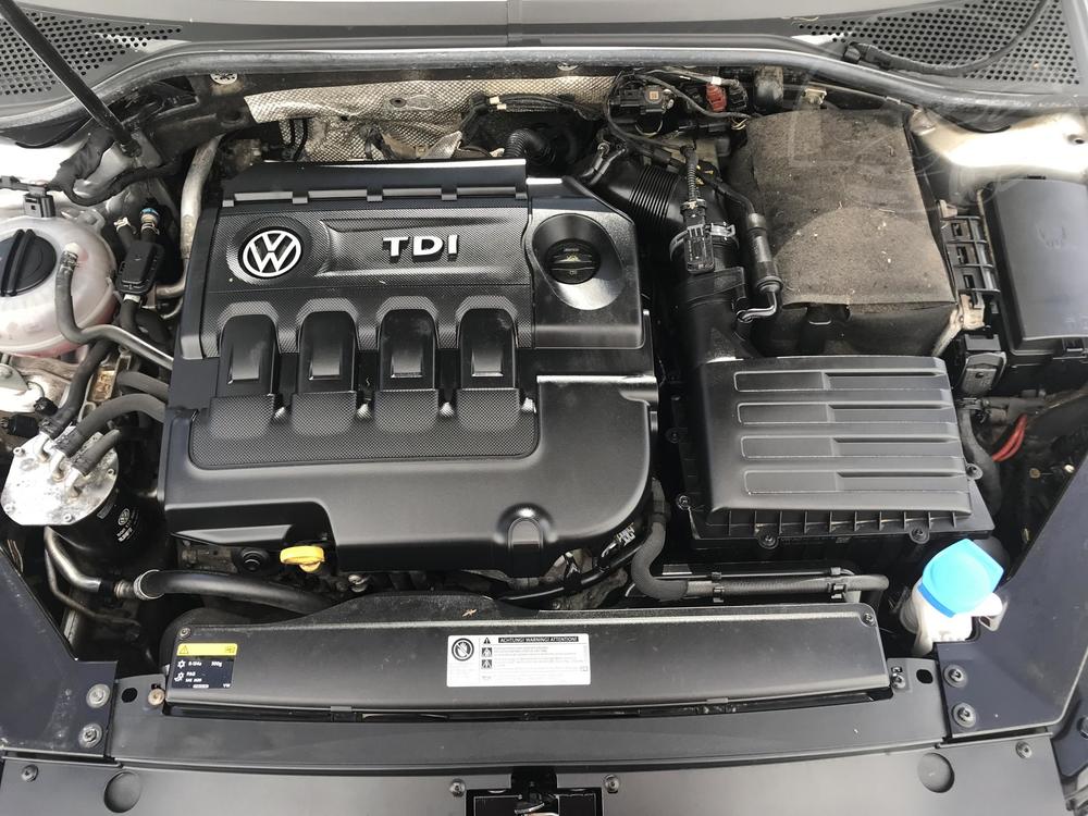 Volkswagen Passat 1.6 TDi Serv.kniha