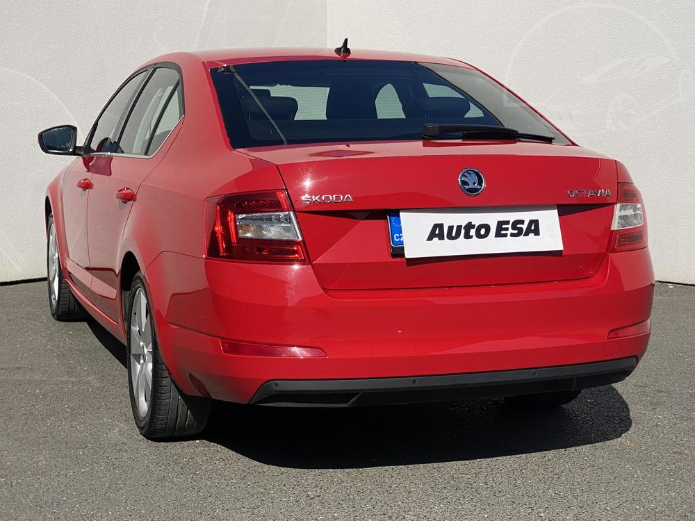 koda Octavia III 1.6 TDi, R