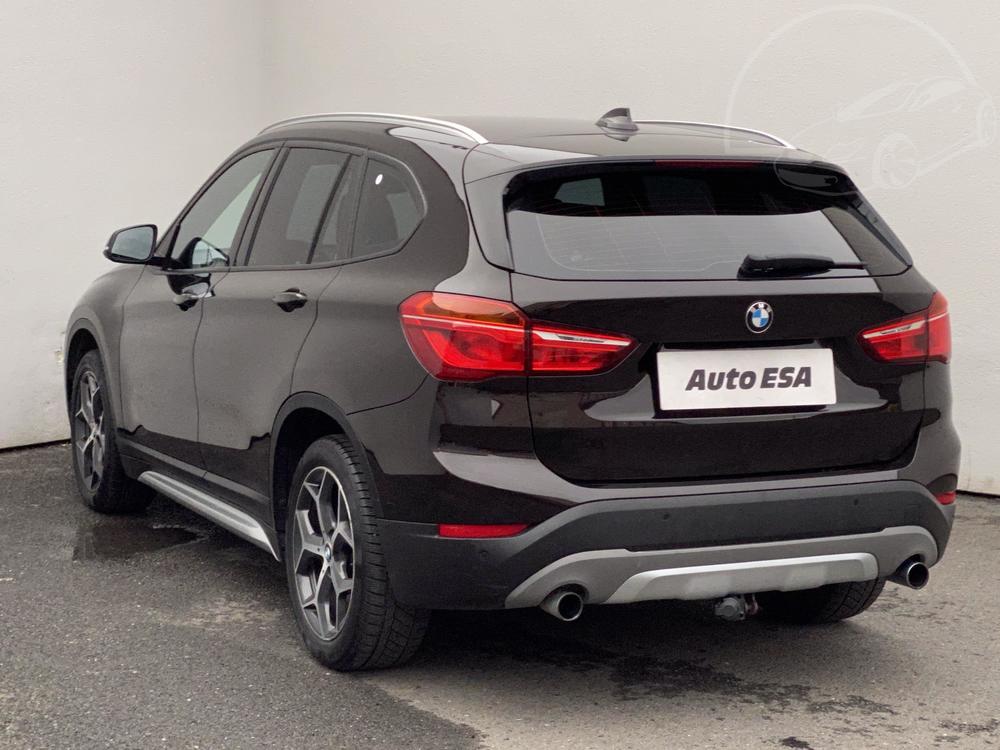 BMW X1 2.0, R