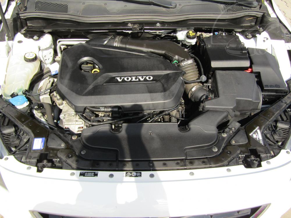 Volvo V40 1.6 i, R